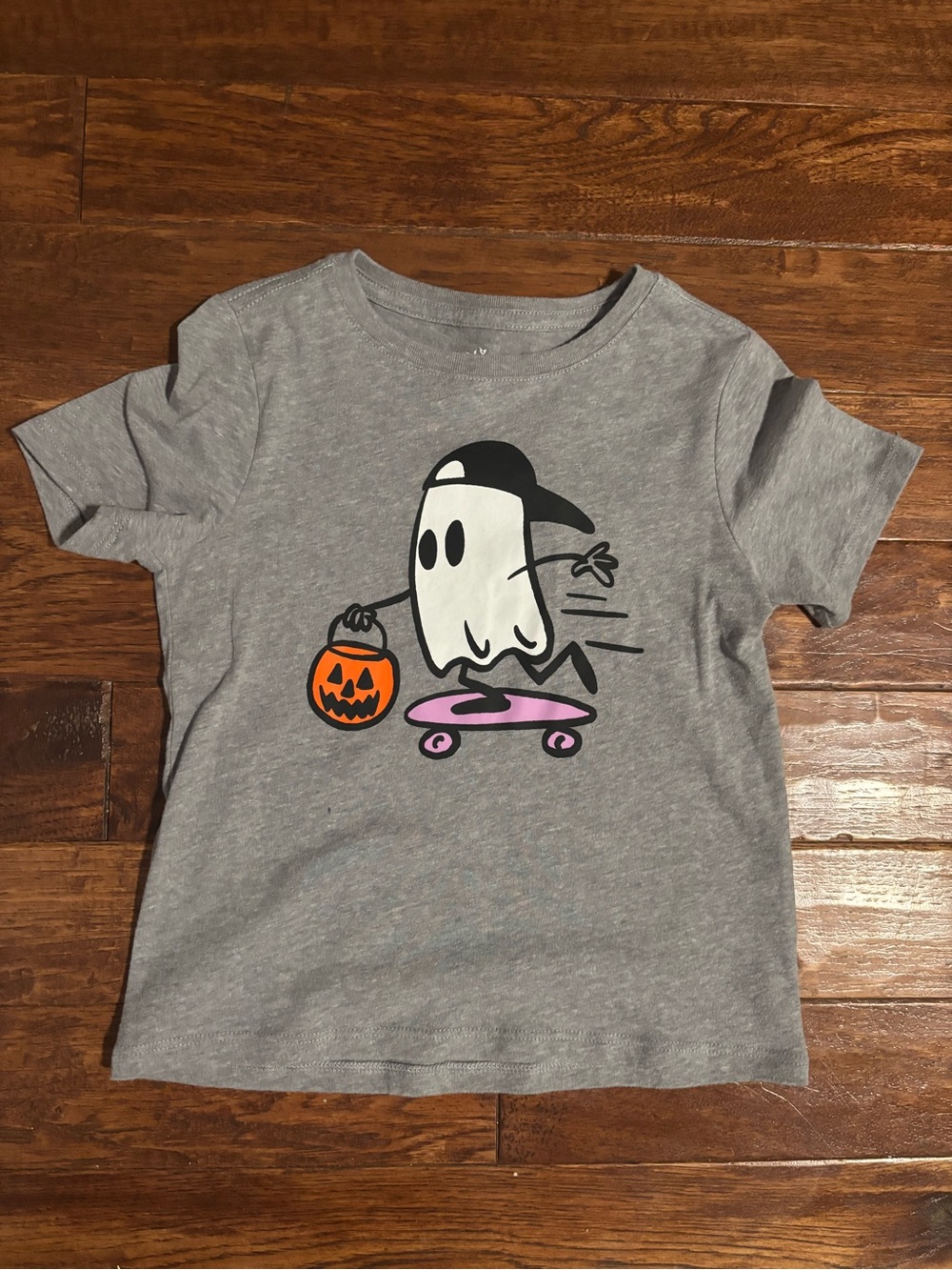 Way to Celebrate 5T Halloween Ghost Skateboard Gray Shirt Tee Top